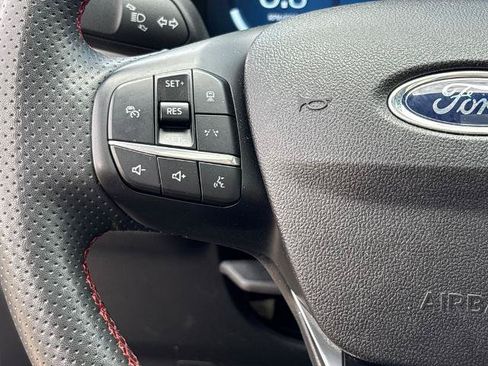 Certified 2023 Ford Escape ST-Line Select w/ Tech Pack #2 AWD/4WD image 18