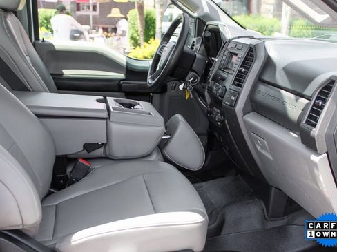 Used 2020 Ford F250 XL w/ Power Equipment Group image 26