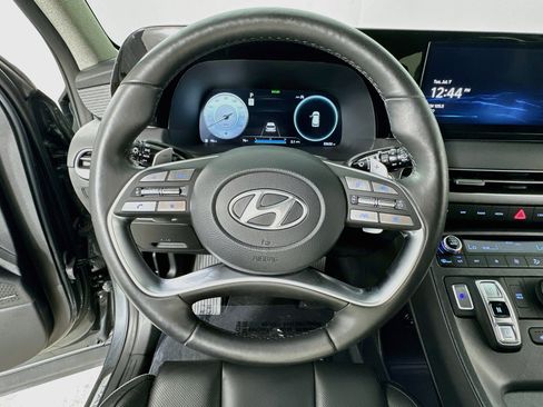 Used 2023 Hyundai Palisade Limited FWD image 11