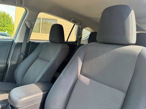 Used 2017 Toyota RAV4 LE w/ All Weather Liner Package AWD/4WD image 21