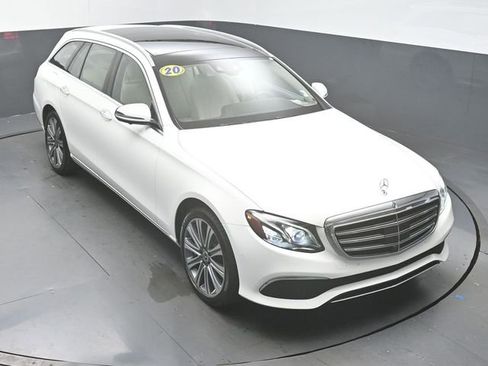 Used 2020 Mercedes-Benz E 450 4MATIC Wagon image 42