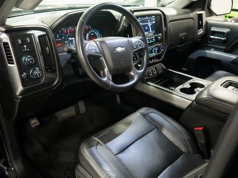 Used 2018 Chevrolet Silverado 1500 LTZ Z71 w/ LTZ Plus Package image 9