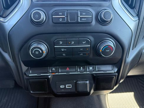 Used 2020 Chevrolet Silverado 1500 LT AWD/4WD image 24