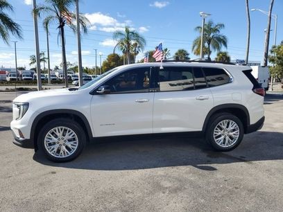 Used 2024 GMC Acadia Elevation