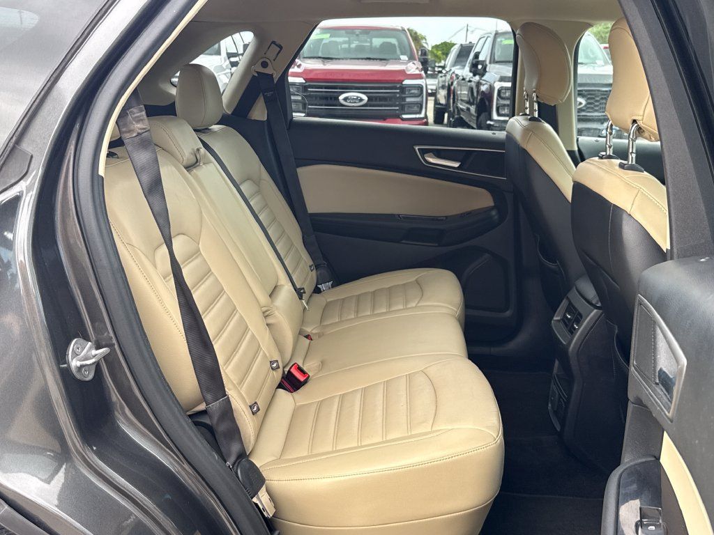 Used 2015 Ford Edge SEL w/ Equipment Group 201A AWD/4WD image 23