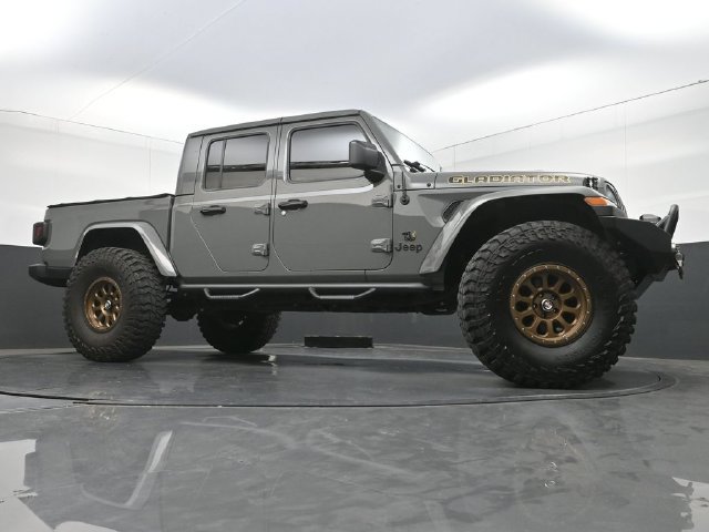 Used 2020 Jeep Gladiator Overland AWD/4WD image 36