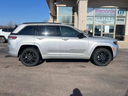 New 2026 Jeep Grand Cherokee Limited Reserve image 8