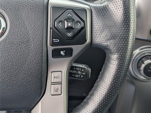 Used 2024 Toyota 4Runner Limited AWD/4WD image 26