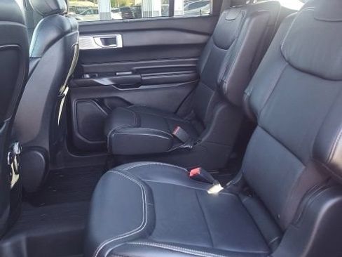 Used 2020 Ford Explorer ST w/ ST Street Pack AWD/4WD image 17