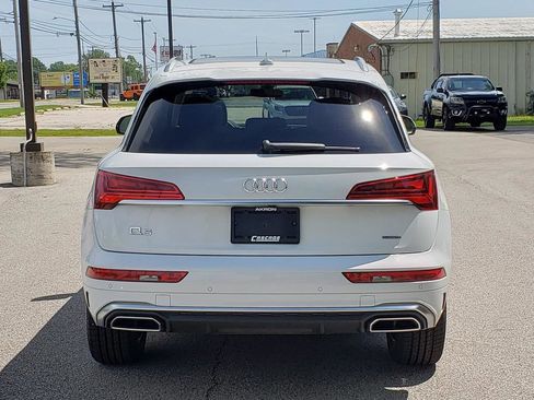 Used 2023 Audi Q5 2.0T Premium Plus w/ Premium Plus Package AWD/4WD image 4