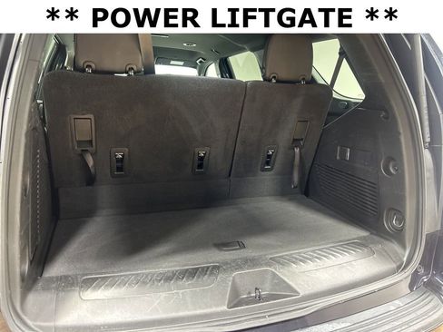 Used 2024 Chevrolet Tahoe LT image 16