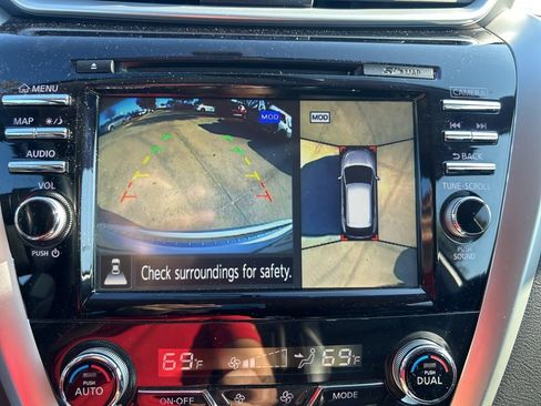 Used 2018 Nissan Murano Platinum w/ Cargo Package image 18