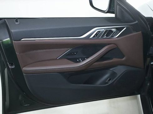 Used 2023 BMW i4 eDrive40 RWD image 16