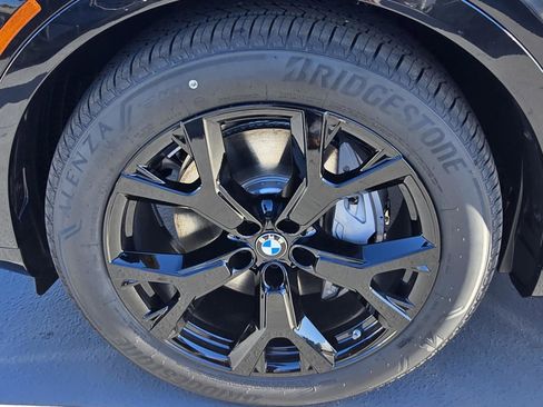 New 2026 BMW X7 xDrive40i w/ Executive Package image 16