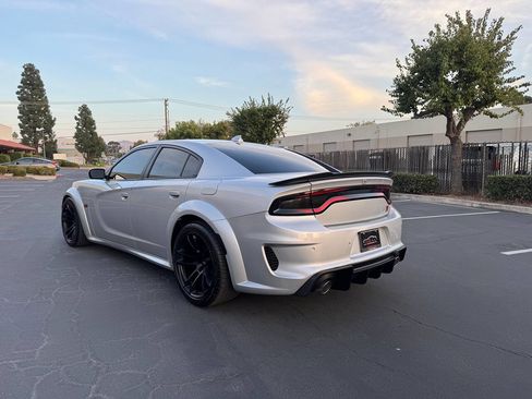 Used 2020 Dodge Charger Scat Pack image 3