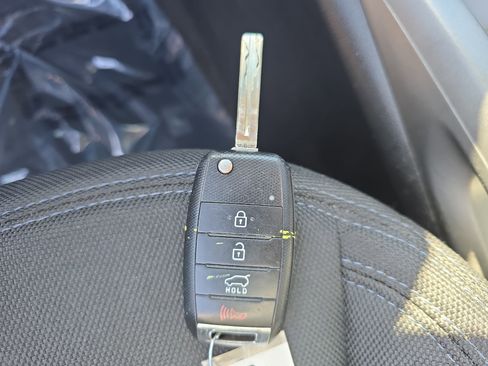 Used 2014 Kia Sportage LX FWD image 37