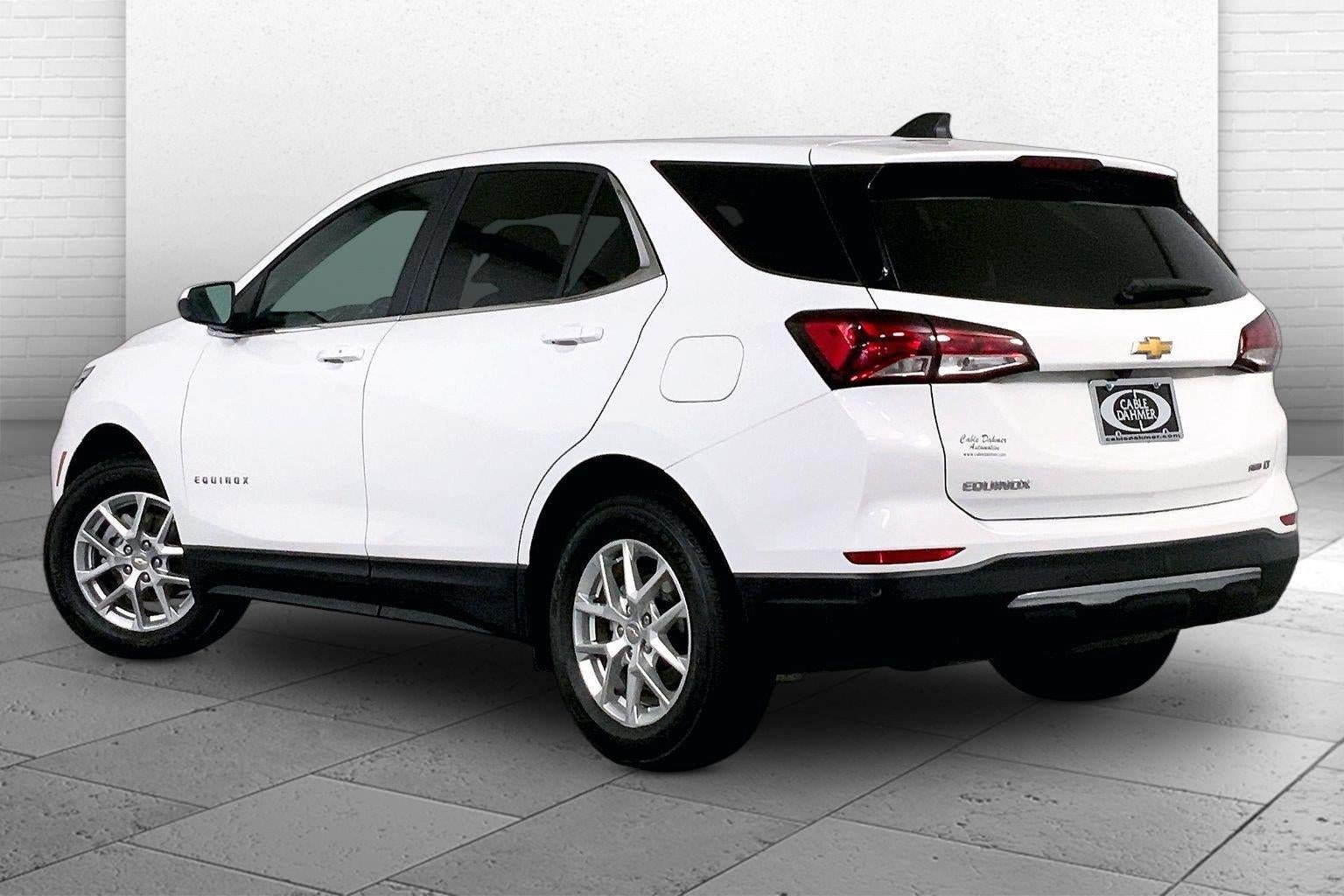 Used 2024 Chevrolet Equinox LT AWD/4WD image 11