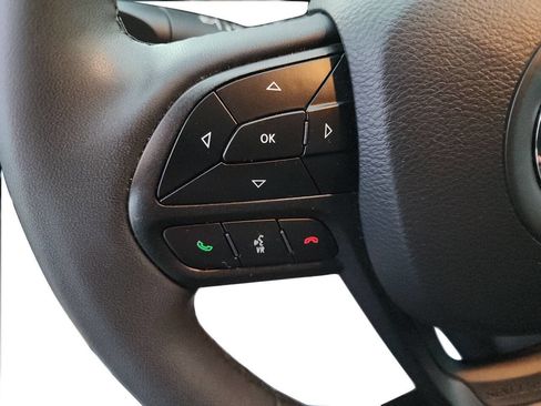 Used 2022 Jeep Cherokee Trailhawk image 27