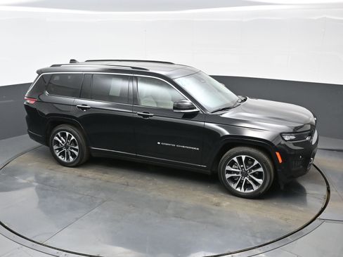 Used 2023 Jeep Grand Cherokee L Overland w/ Luxury Tech Group IV image 41