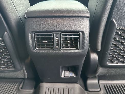 Used 2023 Toyota 4Runner Limited image 28