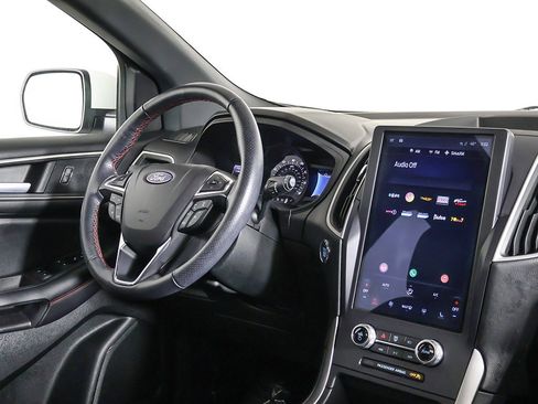 Used 2022 Ford Edge ST-Line image 24