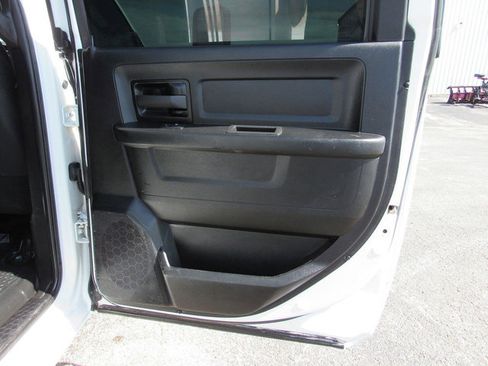 Used 2022 RAM 3500 Tradesman w/ Chrome Appearance Group AWD/4WD image 15
