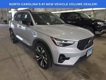 Certified 2025 Volvo XC40 B5 Plus