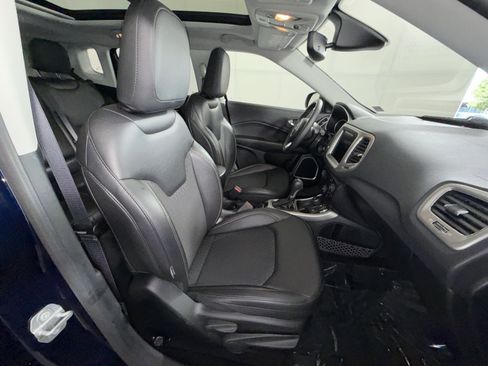 Used 2019 Jeep Compass Latitude w/ Popular Equipment Group AWD/4WD image 27
