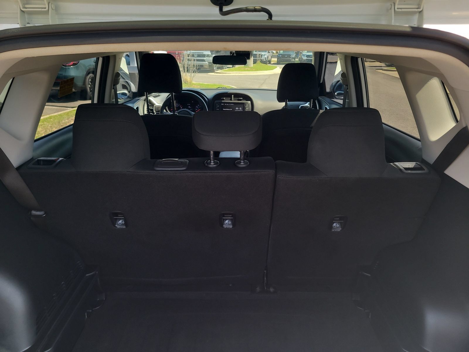 Used 2022 Kia Soul LX w/ Technology Package FWD image 24