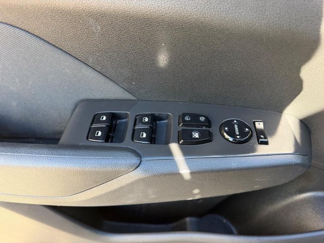 Used 2019 Hyundai Accent SEL FWD image 15