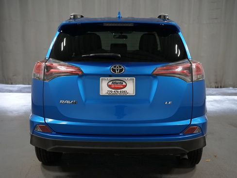 Used 2016 Toyota RAV4 LE image 7