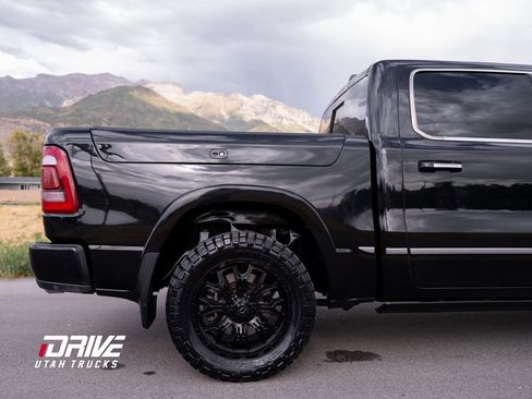 Used 2019 RAM 1500 Limited image 12