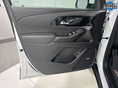 Used 2023 Chevrolet Traverse RS w/ LPO, Floor Liner Package image 14