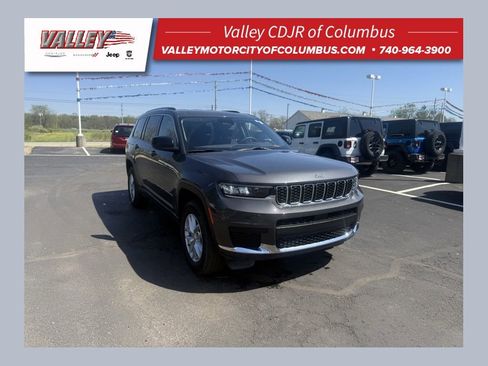Used 2023 Jeep Grand Cherokee L Laredo AWD/4WD image 1