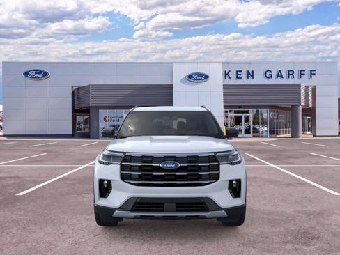 New 2026 Ford Explorer Active w/ Active Comfort Package AWD/4WD image 9