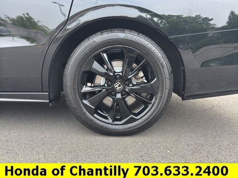 Certified 2024 Honda Odyssey Sport image 32