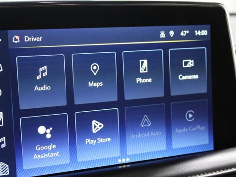 Used 2023 Chevrolet Suburban Premier image 32