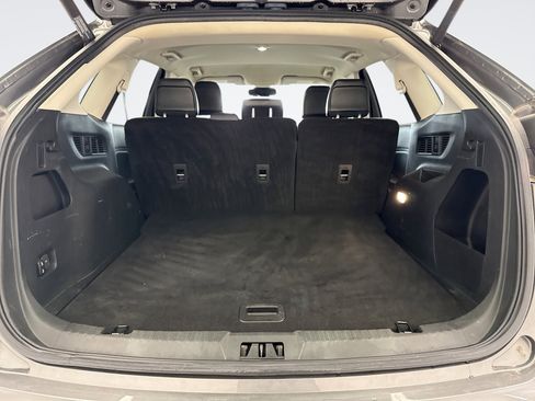 Used 2022 Ford Edge SEL w/ Convenience Package image 18