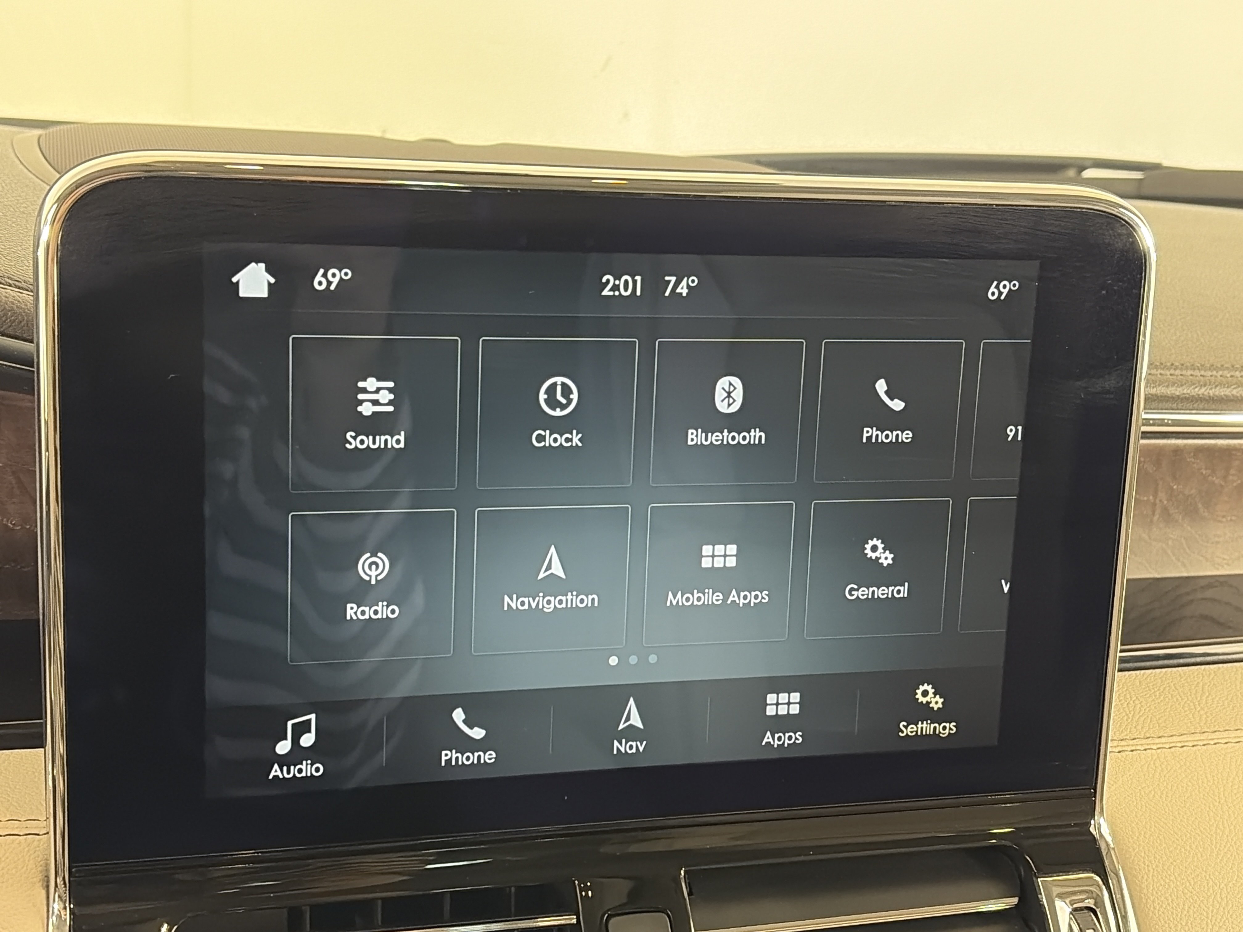 Used 2018 Lincoln Navigator Select w/ Technology Package AWD/4WD image 22