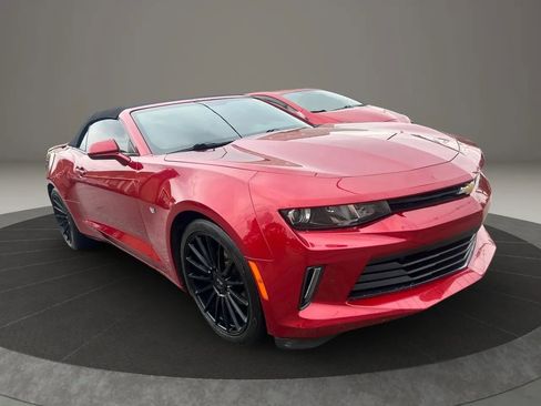 Used 2016 Chevrolet Camaro LT RWD image 3