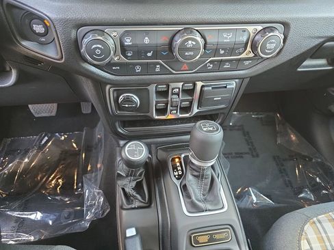 New 2026 Jeep Wrangler Unlimited Sport AWD/4WD image 23