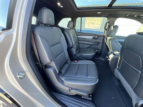 New 2026 Buick Enclave Sport Touring w/ Power Package image 28