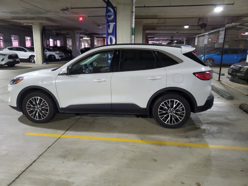 Used 2022 Ford Escape SEL FWD image 3