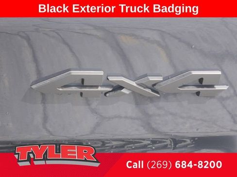 New 2026 RAM 1500 4x4 Crew Cab image 16