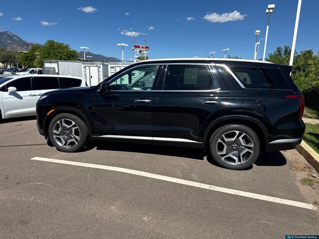 Certified 2024 Hyundai Palisade SEL w/ Premium Package AWD/4WD image 9