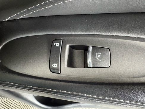 Used 2019 INFINITI QX60 Luxe w/ Essential Package AWD/4WD image 42