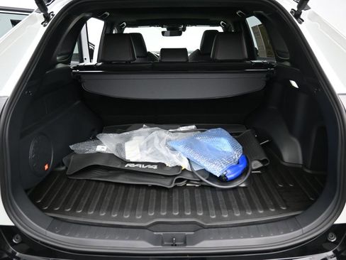 Used 2025 Toyota RAV4 XSE image 32