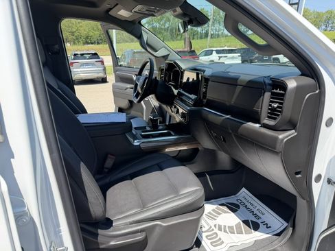 Certified 2026 Chevrolet Silverado 1500 RST w/ RST All Star Premium Package AWD/4WD image 34