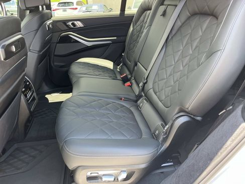 Used 2024 BMW X7 xDrive40i w/ Executive Package AWD/4WD image 20