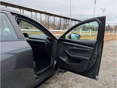 Used 2023 MAZDA MAZDA3 s image 11